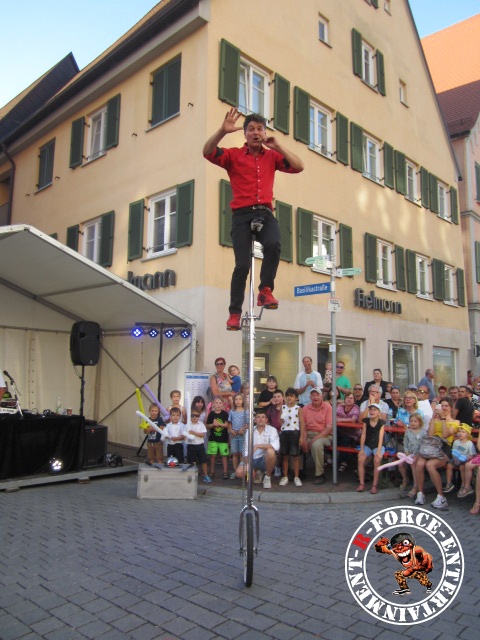 Bild 90 von 92