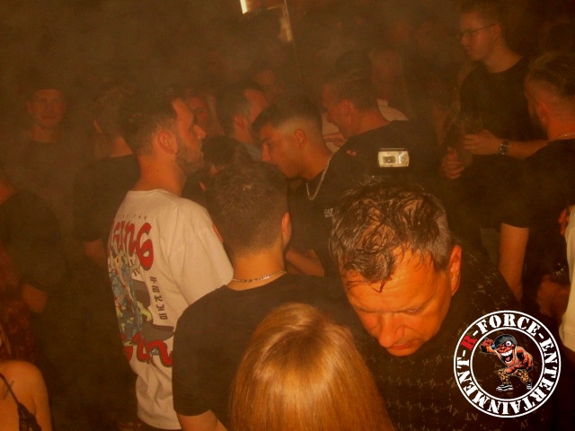 Bild 77 von 85