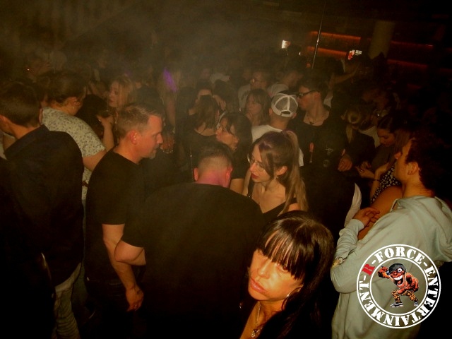 Bild 29 von 77
