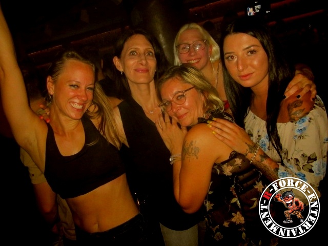 Bild 10 von 76